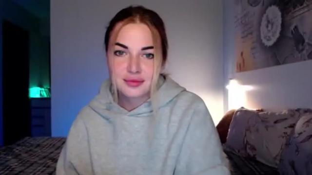 Image 3 of eroina_may Stream on Chaturbate on 19 months ago