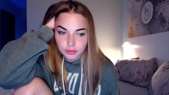 Image 2 of eroina_may Stream on Chaturbate on 19 months ago