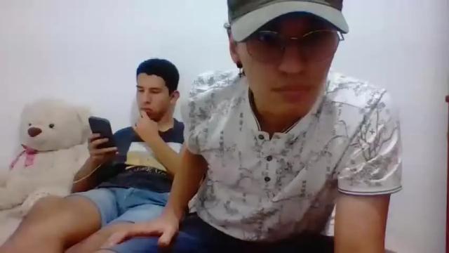 Image 3 of erosloverboys Stream on Chaturbate on 21 months ago