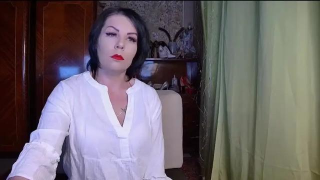 Image 7 of erotic_dessire Stream on Chaturbate on 13 months ago