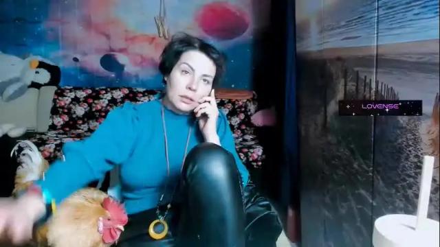 Image 12 of erotic_dessire Stream on Chaturbate on 1 month ago