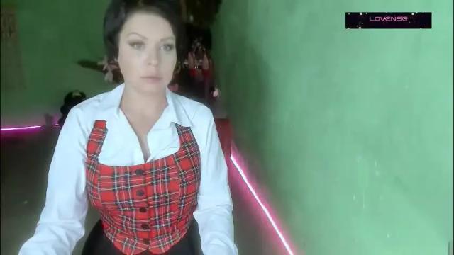 Image 12 of erotic_dessire Stream on Chaturbate on 3 days ago