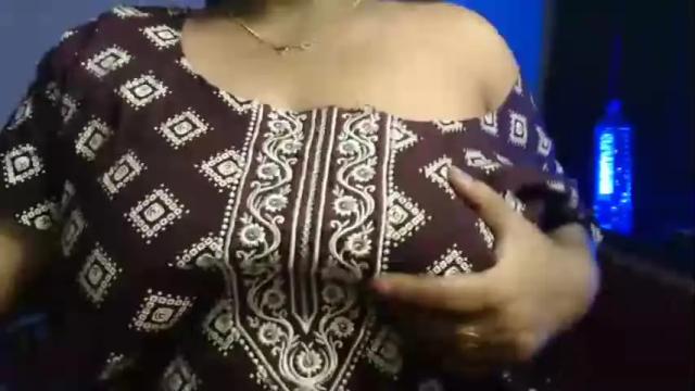 Image 3 of erotic_enigma_silk09 Stream on Chaturbate on 16 months ago