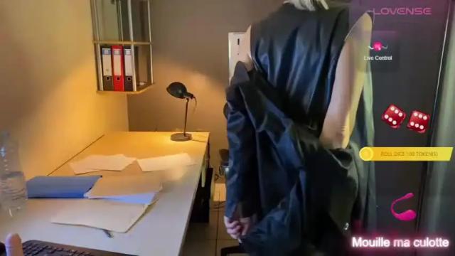 Image 11 of eroticaeva Stream on Chaturbate on 15 months ago