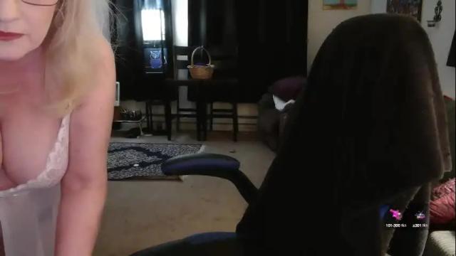 Image 11 of eroticsiren2 Stream on Chaturbate on 2 months ago