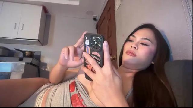 Image 12 of erotictsmonica Stream on Chaturbate on 3 months ago