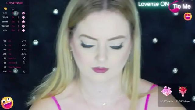 Image 2 of erryka Stream on Chaturbate on 15 months ago