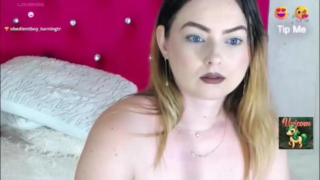 Image 3 of erryka Stream on Chaturbate on 2 months ago