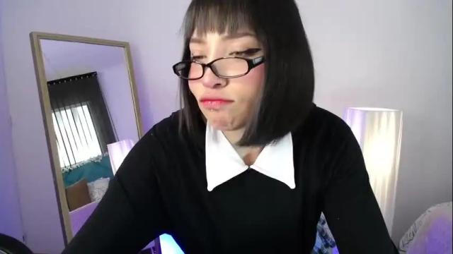Image 12 of escarlett_wii Stream on Chaturbate on 1 month ago