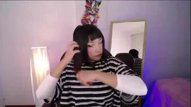 Image 8 of escarlett_wii Stream on Chaturbate on 6 days ago