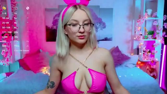 Image 3 of esmabraddy Stream on Chaturbate on 20 days ago