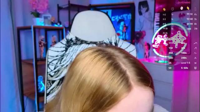 Image 2 of esmabraddy Stream on Chaturbate on 2 months ago