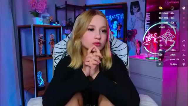 Image 8 of esmabraddy Stream on Chaturbate on 2 months ago