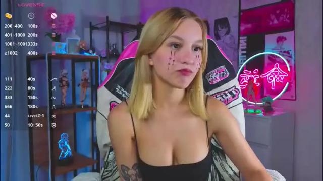 Image 8 of esmabraddy Stream on Chaturbate on 1 month ago