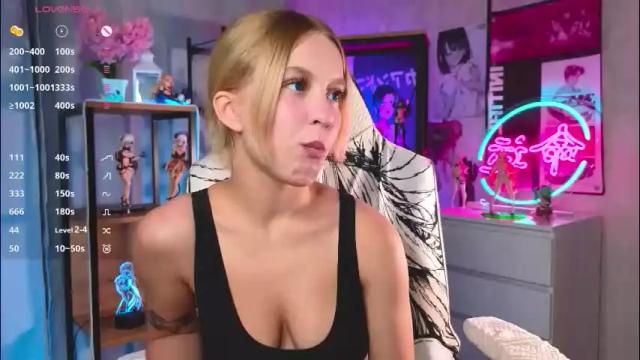 Image 2 of esmabraddy Stream on Chaturbate on 1 month ago