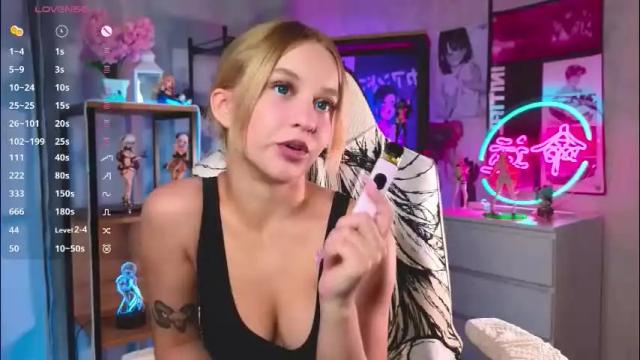 Image 3 of esmabraddy Stream on Chaturbate on 1 month ago