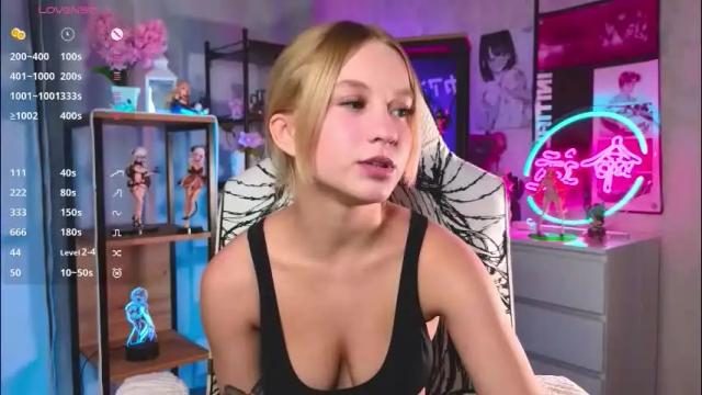 Image 4 of esmabraddy Stream on Chaturbate on 1 month ago
