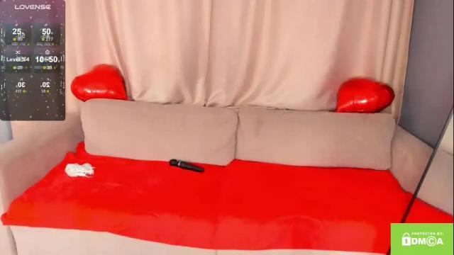 Image 12 of esmagingell Stream on Chaturbate on 29 days ago