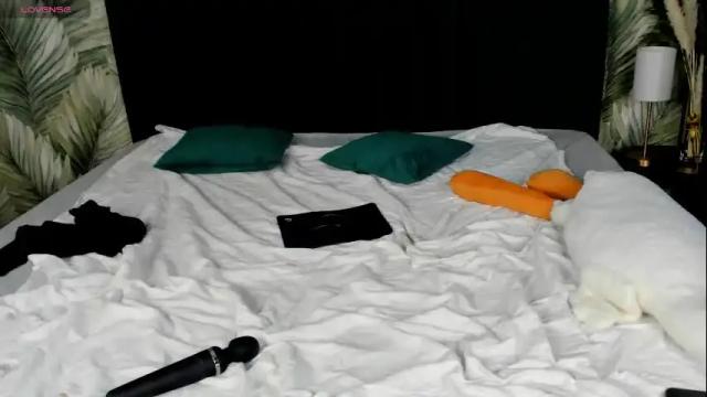 Thumbnail 3, esme_runn's Stream at Chaturbate, 1 month ago