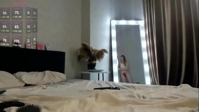 Image 3 of esme_runn Stream on Chaturbate on 12 days ago