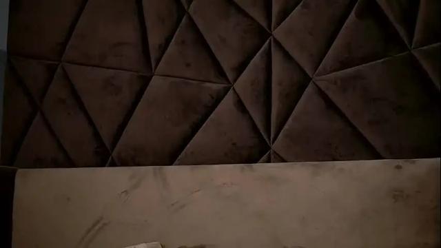 Image 10 of esmeluv Stream on Chaturbate on 1 month ago