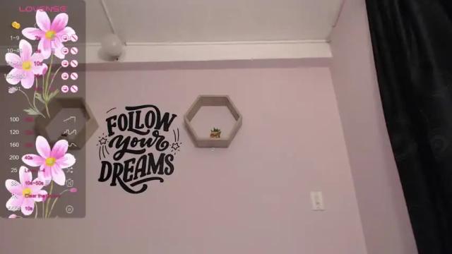 Thumbnail 1, esmeralda_jones__'s Stream at Chaturbate, 12 months ago