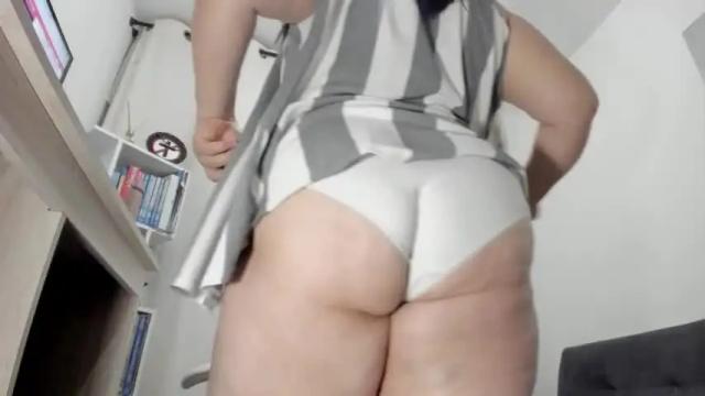 Thumbnail 2, esmeralda_mfc's Stream at Chaturbate, 20 months ago