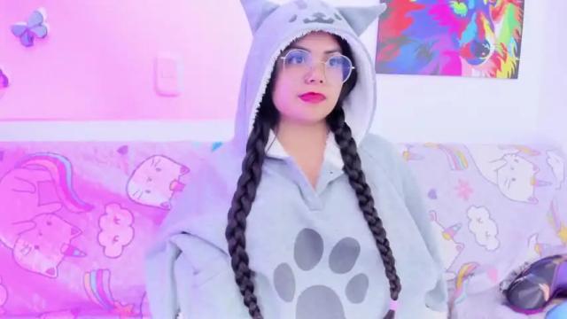 Image 7 of esmeralda_torres__ Stream on Chaturbate on 13 months ago