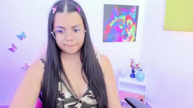 Image 2 of esmeralda_torres__ Stream on Chaturbate on 12 months ago