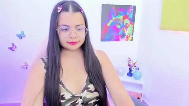 Image 4 of esmeralda_torres__ Stream on Chaturbate on 12 months ago