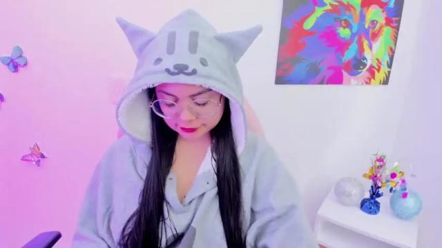 Image 3 of esmeralda_torres__ Stream on Chaturbate on 12 months ago