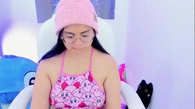 Image 4 of esmeralda_torres__ Stream on Chaturbate on 9 months ago