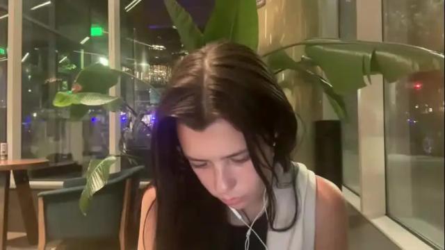 Image 11 of essenalaurent Stream on Chaturbate on 6 months ago