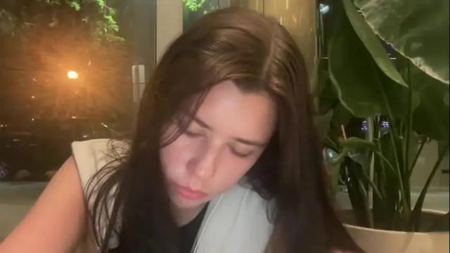 Image 2 of essenalaurent Stream on Chaturbate on 6 months ago