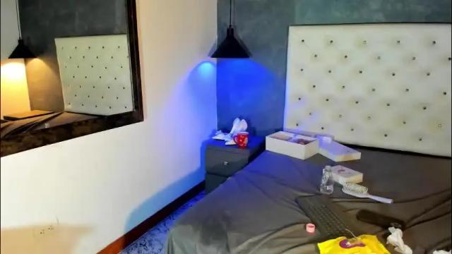 Image 4 of esteban_cor Stream on Chaturbate on 21 days ago