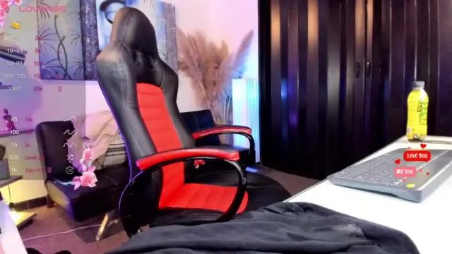 Image 4 of estefany777 Stream on Chaturbate on 13 months ago