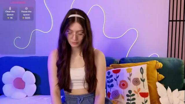 Image 12 of ester_hill Stream on Chaturbate on 1 month ago