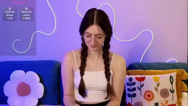 Image 3 of ester_hill Stream on Chaturbate on 1 month ago