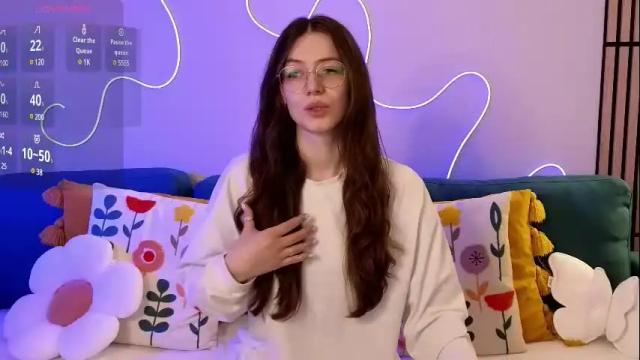 Image 12 of ester_hill Stream on Chaturbate on 1 month ago