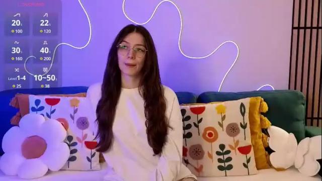 Image 7 of ester_hill Stream on Chaturbate on 1 month ago