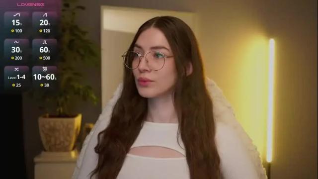 Image 7 of ester_hill Stream on Chaturbate on 8 days ago