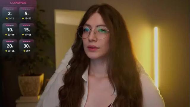 Image 6 of ester_hill Stream on Chaturbate on 6 days ago