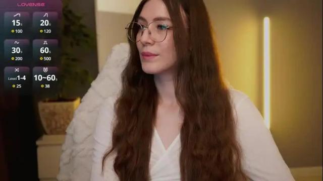 Image 11 of ester_hill Stream on Chaturbate on 3 days ago