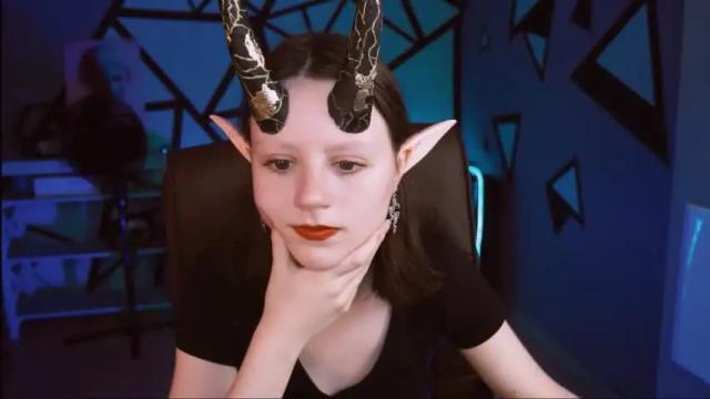 Image 12 of esterhernandes Stream on Chaturbate on 13 months ago