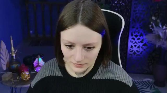 Image 10 of esterhernandes Stream on Chaturbate on 15 days ago