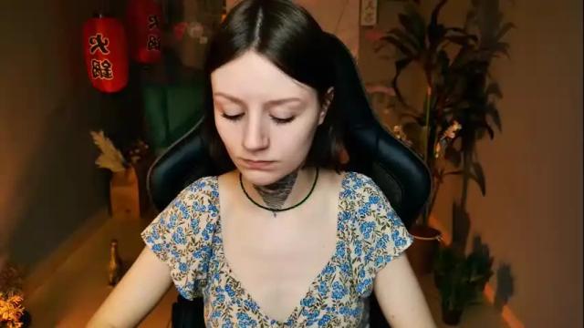 Image 6 of esterhernandes Stream on Chaturbate on 27 days ago