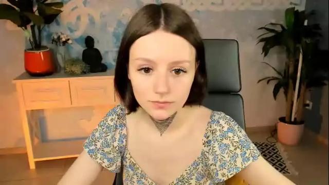 Image 3 of esterhernandes Stream on Chaturbate on 10 days ago