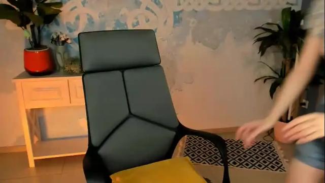Image 7 of esterhernandes Stream on Chaturbate on 10 days ago