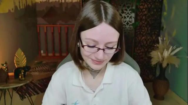 Image 12 of esterhernandes Stream on Chaturbate on 5 days ago
