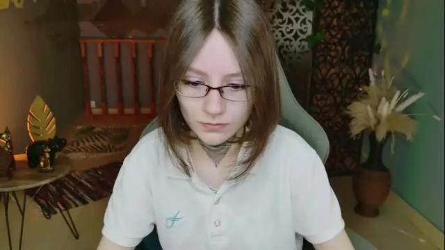 Image 7 of esterhernandes Stream on Chaturbate on 5 days ago